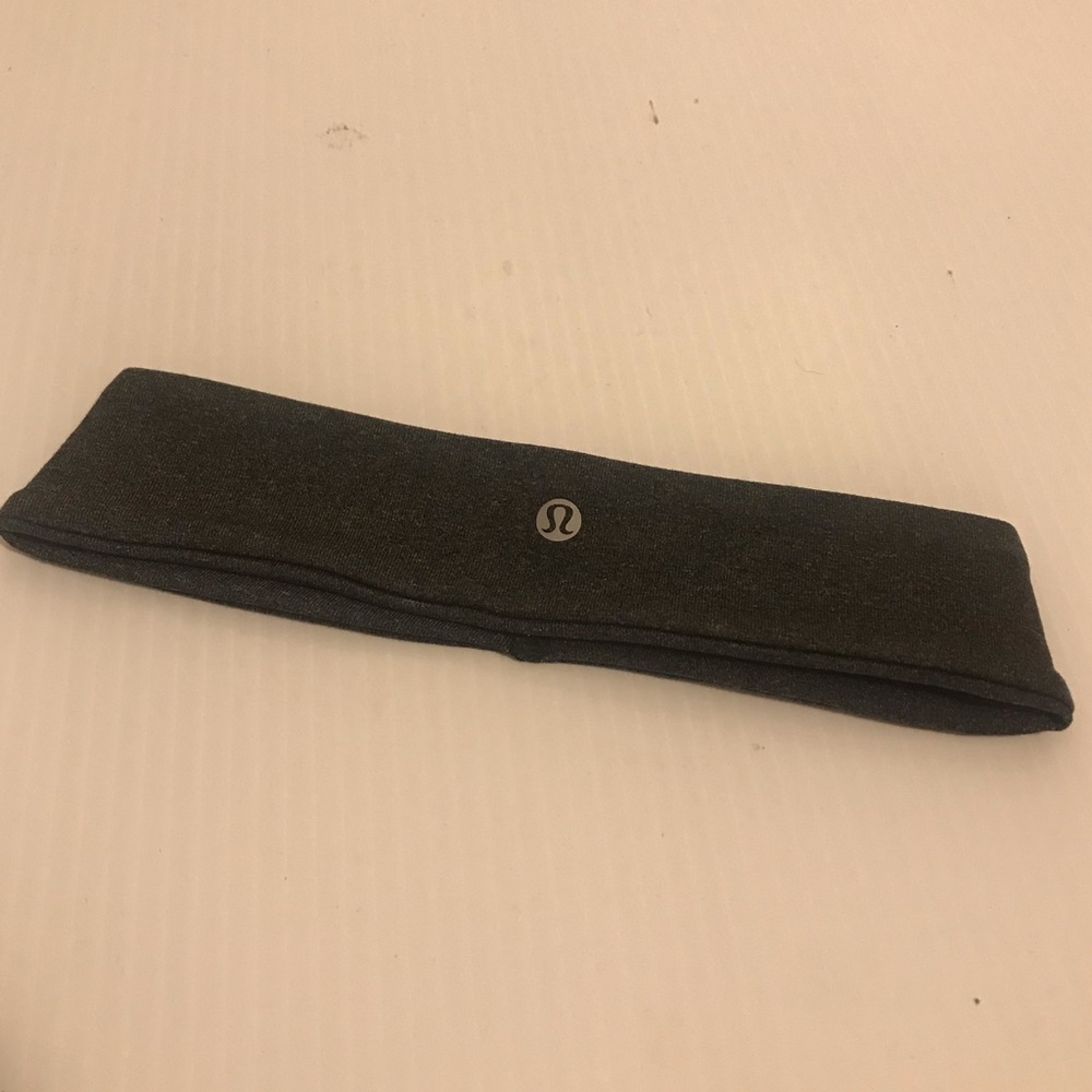 Grey Lululemon headband